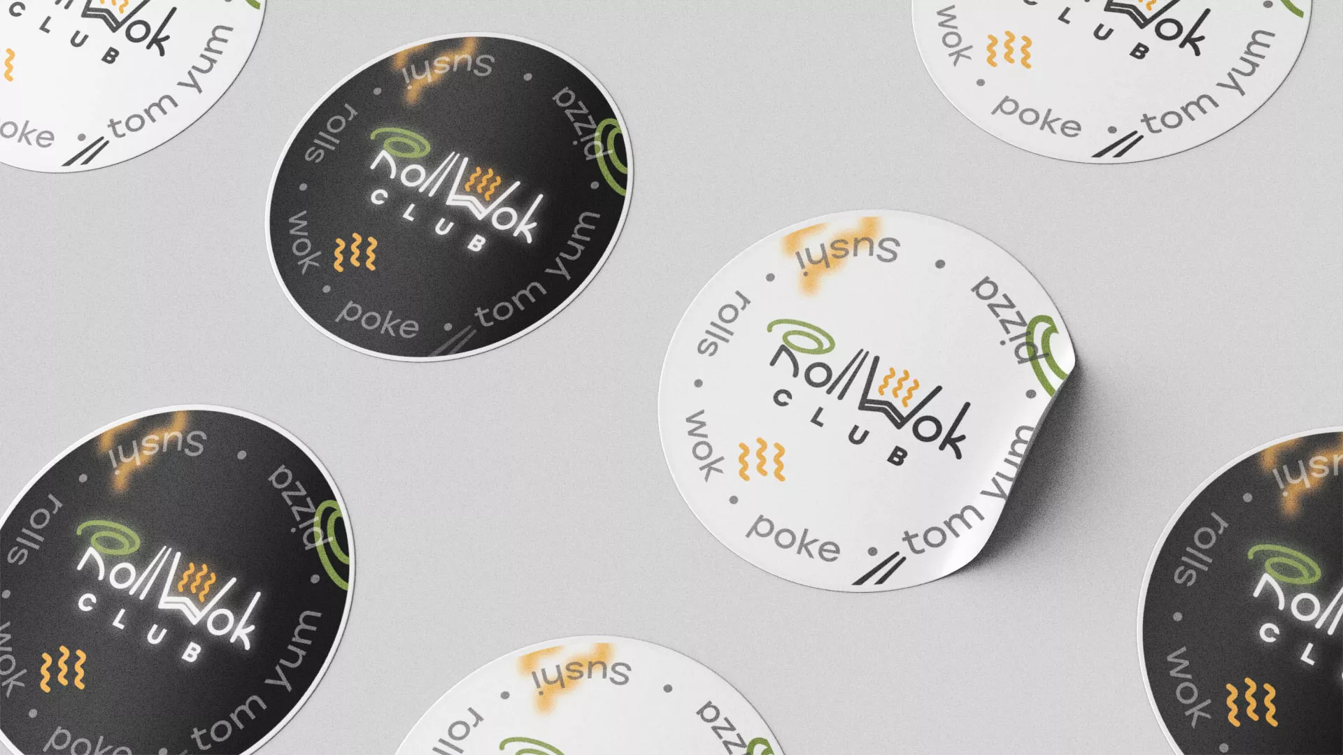 Разработка наклеек для суши-бара «Roll Wok Club» в Урус-Мартане